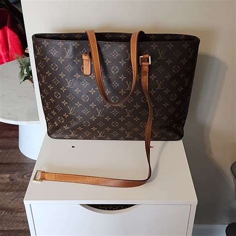 louis vuitton shoulder bags cheap|louis vuitton luco shoulder bag.